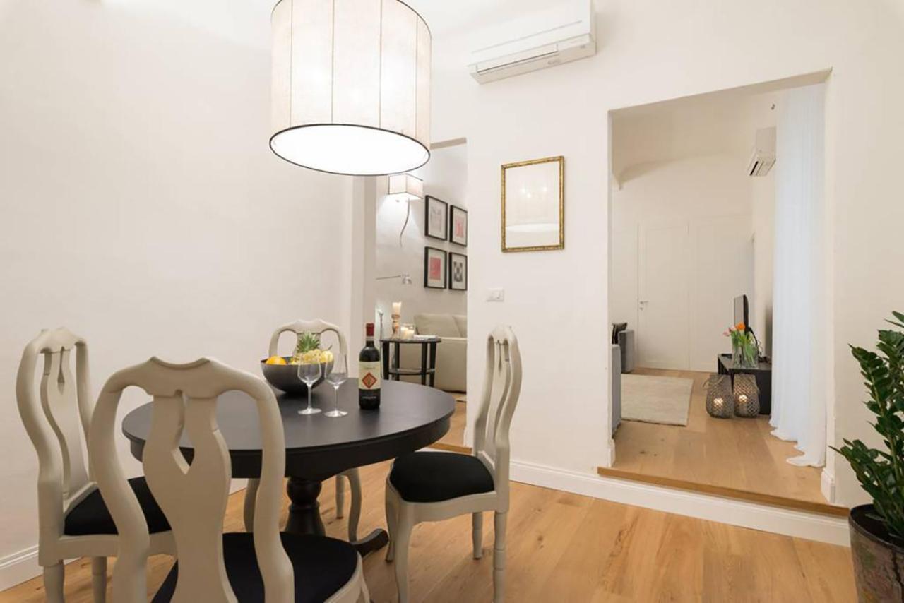 Tg - One Bedroom Luxury Apartment In The Fashion District ฟลอเรนซ์ ภายนอก รูปภาพ